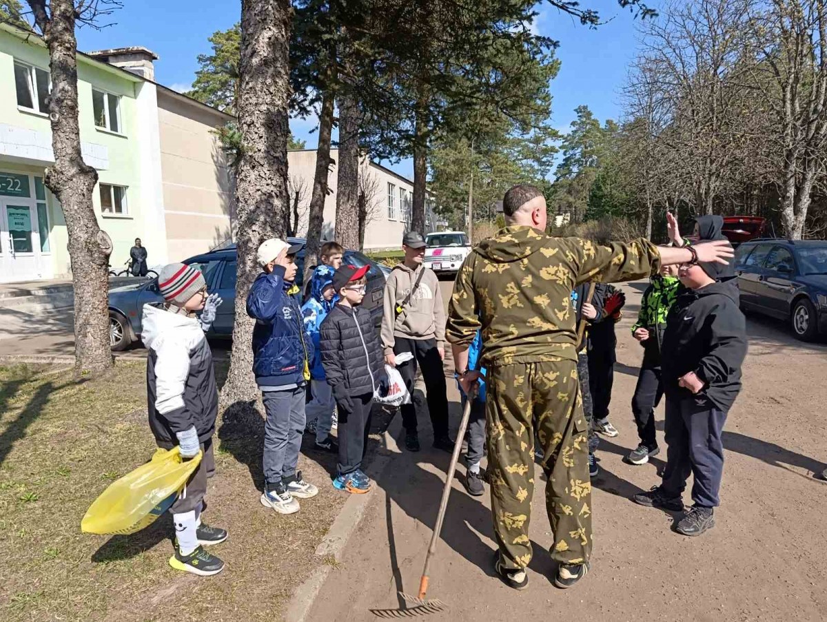 Субботник с пользой для района провели учащиеся Айкидо из Киселевич