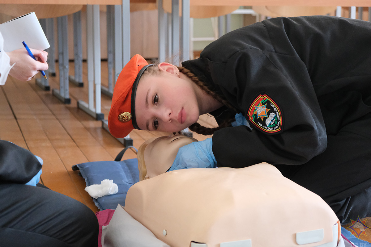 Бобруйские школьники соревновались в умениях юных спасателей-пожарных