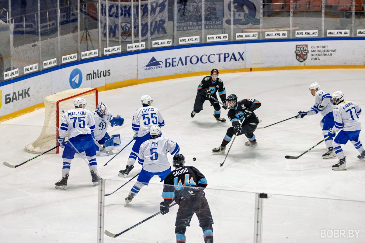 &laquo;Динамо-Шинник&raquo; впервые в истории вышел в четвертьфинал Кубка Харламова