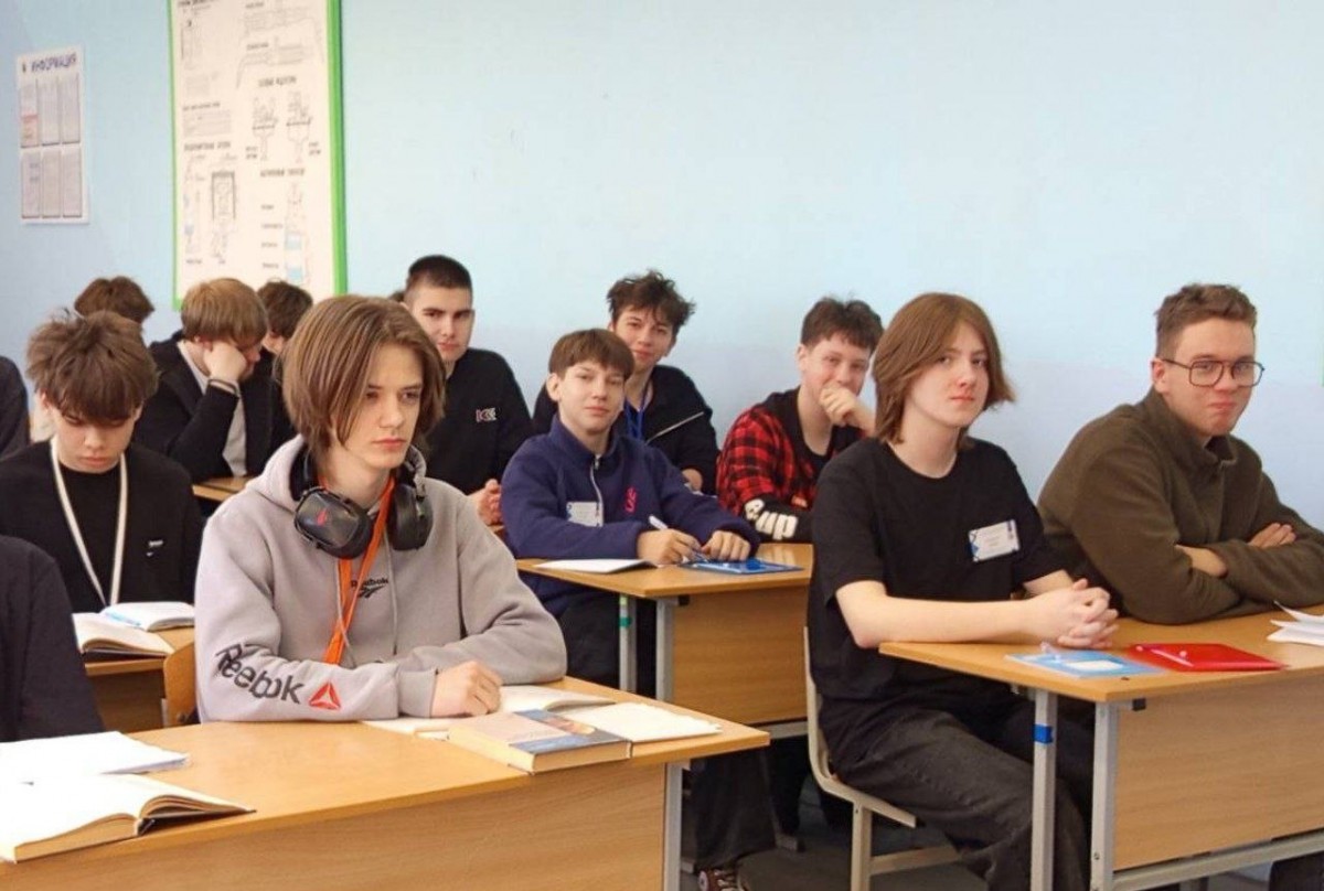 Школьники побывали в БГМТК на дне открытых дверей