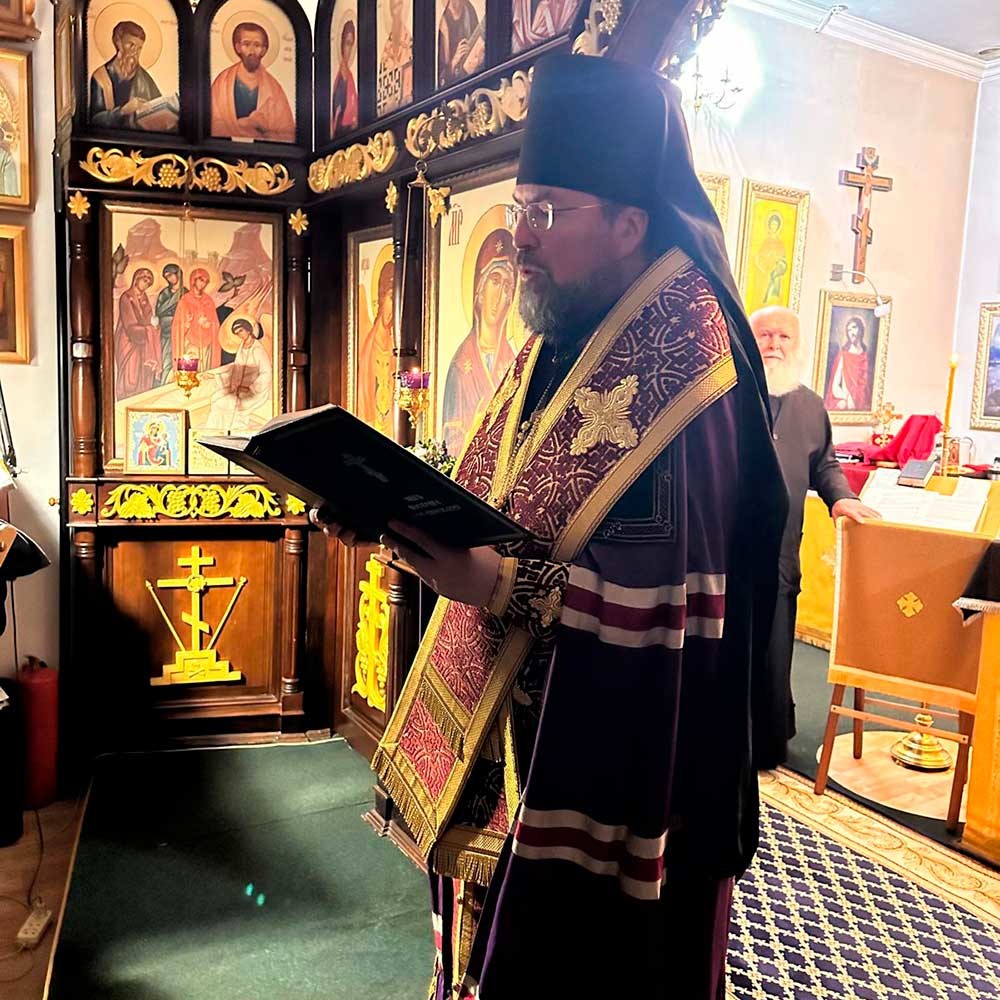 Две инокини Бобруйского монастыря приняли постриг в мантию от епископа Серафима