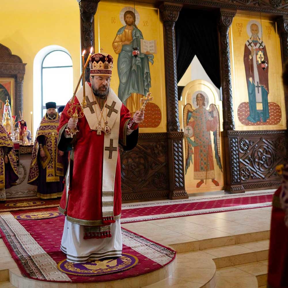 Великий Четверг: в Бобруйском соборе святителя Николая совершили Божественную литургию