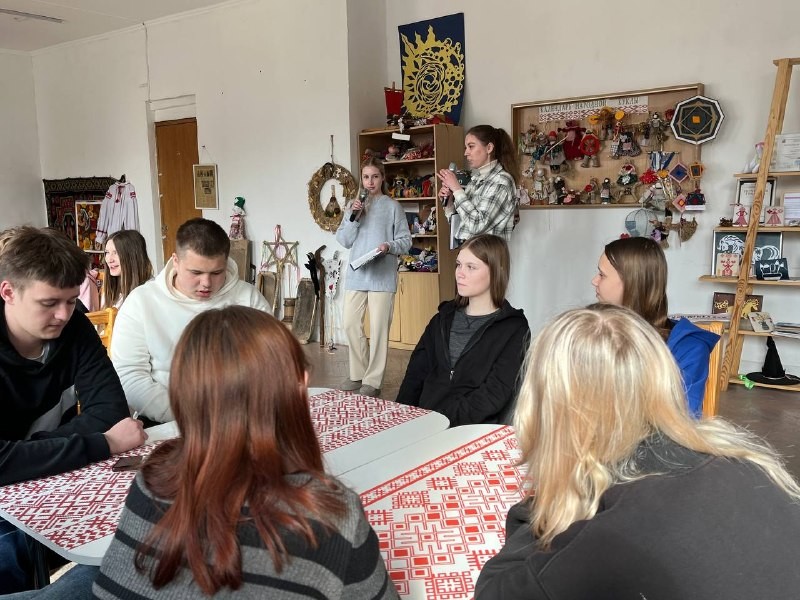 Ко Дню космонавтики в Центре досуга и творчества Бобруйска прошла интеллектуальная игра &laquo;Путешествие по Вселенной&raquo;