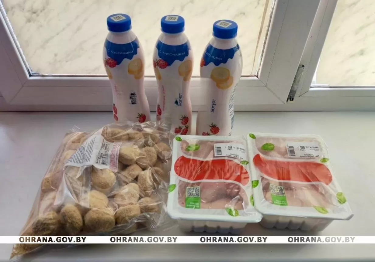 Завхоз одной из средних школ Бобруйска украла продукты из кладовой на 80 рублей Завхоз одной из средних школ Бобруйска украла продукты из кладовой на 80 рублей