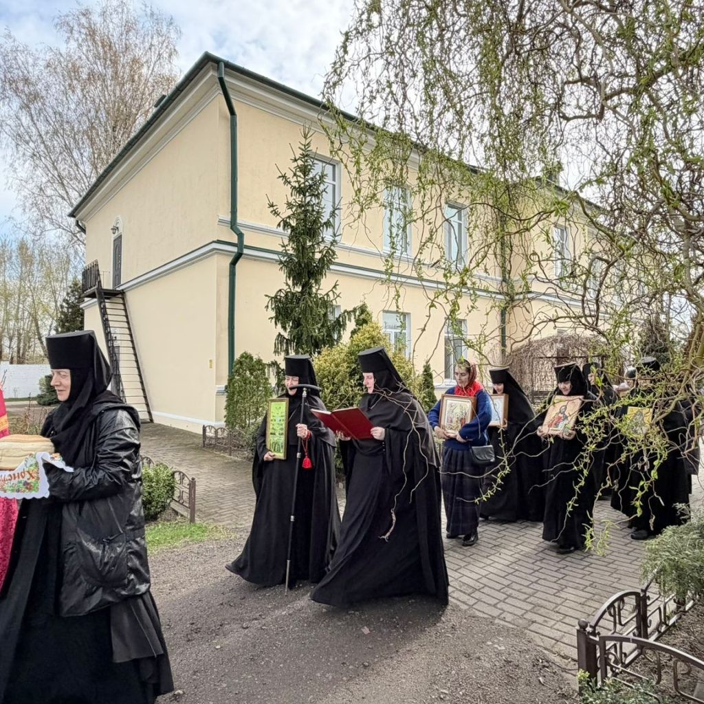 В бобруйском женском монастыре почтили память иконы &laquo;Неувядаемый Цвет&raquo; и преподобной Анастасии Киевской