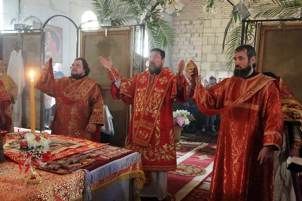 Епископ Бобруйский Серафим возглавил престольное торжество в мужском монастыре Прощанская пустынь