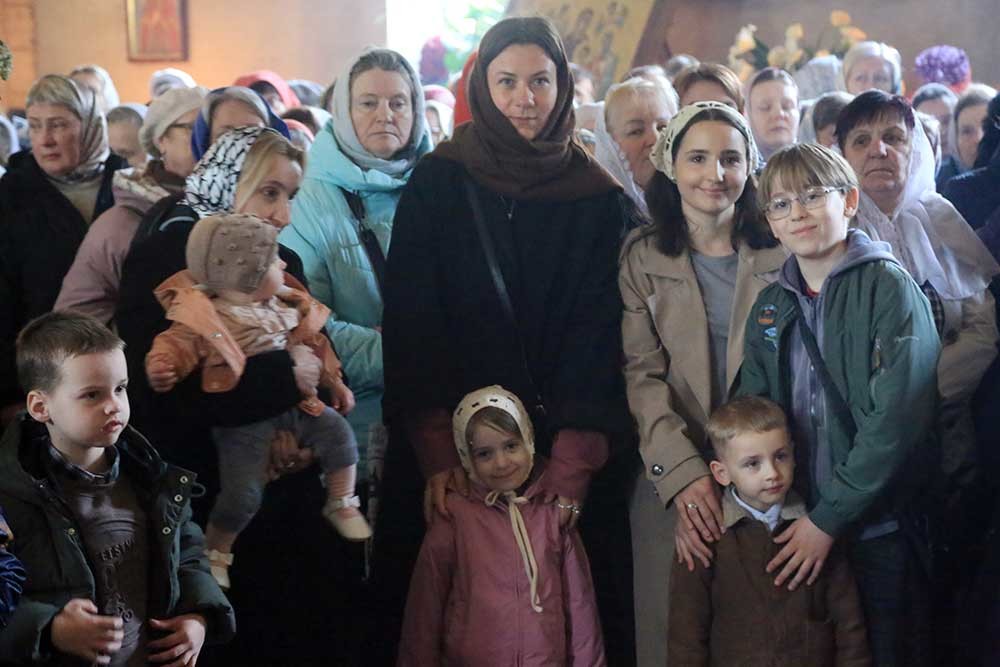 Епископ Бобруйский Серафим возглавил престольное торжество в мужском монастыре Прощанская пустынь