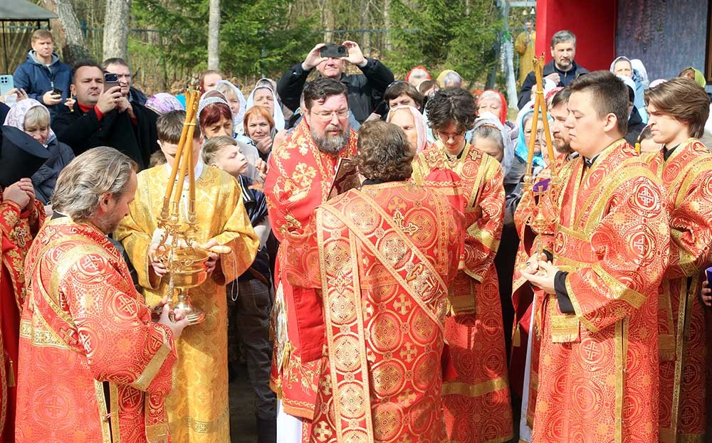 Епископ Бобруйский Серафим возглавил престольное торжество в мужском монастыре Прощанская пустынь