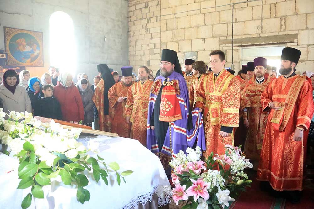 Епископ Бобруйский Серафим возглавил престольное торжество в мужском монастыре Прощанская пустынь