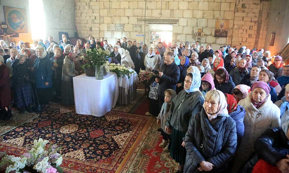 Епископ Бобруйский Серафим возглавил престольное торжество в мужском монастыре Прощанская пустынь