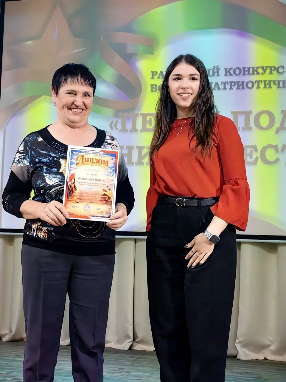 В Бобруйском районном Центре культуры прошли конкурсы военно-патриотической песни и чтецов