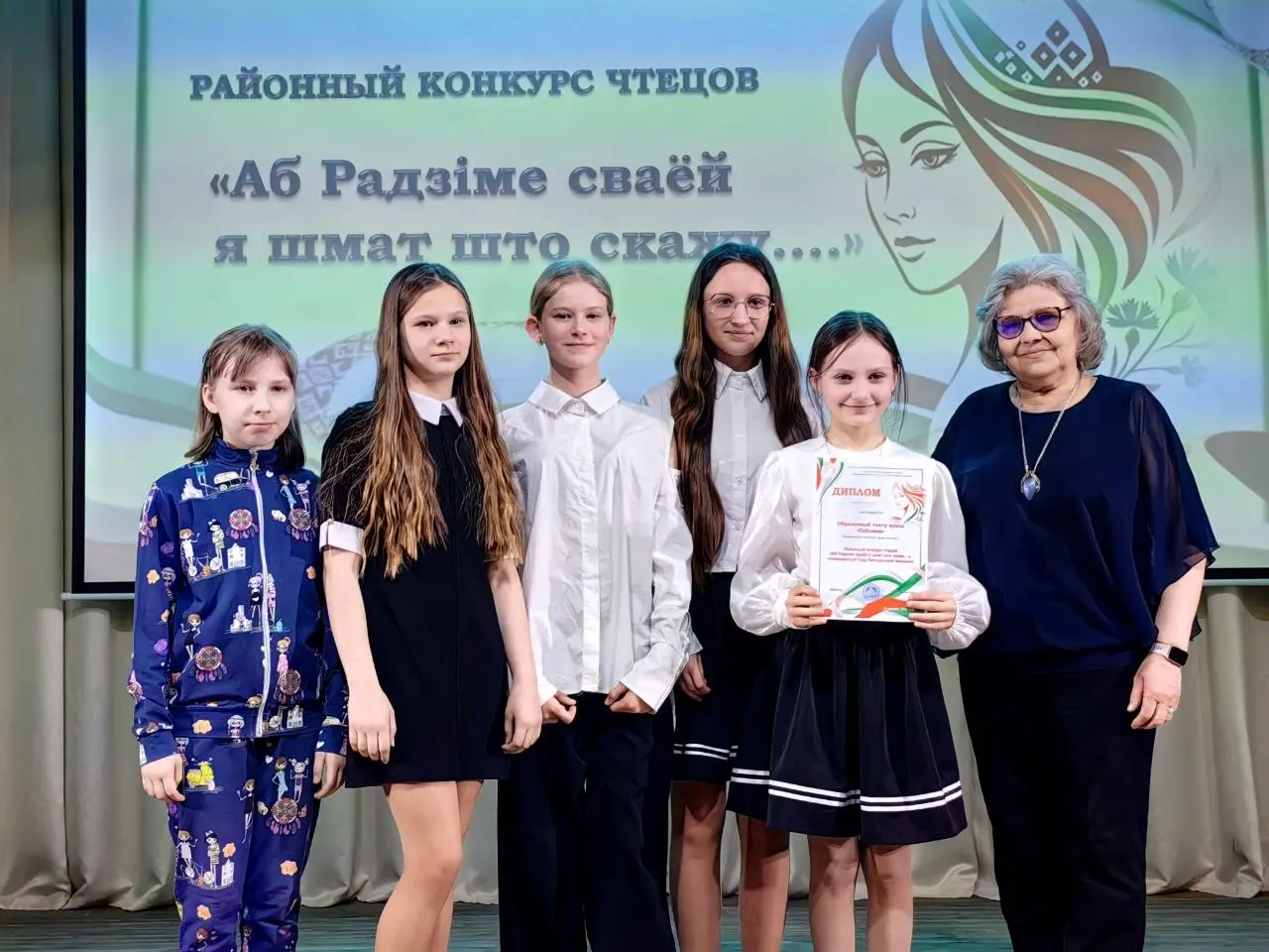 В Бобруйском районном Центре культуры прошли конкурсы военно-патриотической песни и чтецов