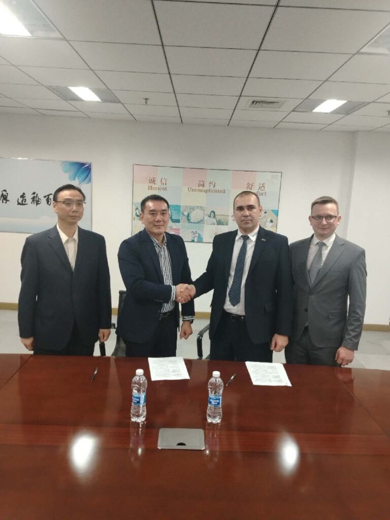 Подписано соглашение о СП с КНР: бобруйская &laquo;Бабушкина крынка&raquo; станет частью нового производства