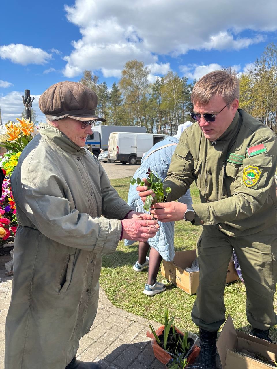 В Бобруйске прошла акция &laquo;Радуница без пластика&raquo;: как сохранить традиции, не нанося вред экологии