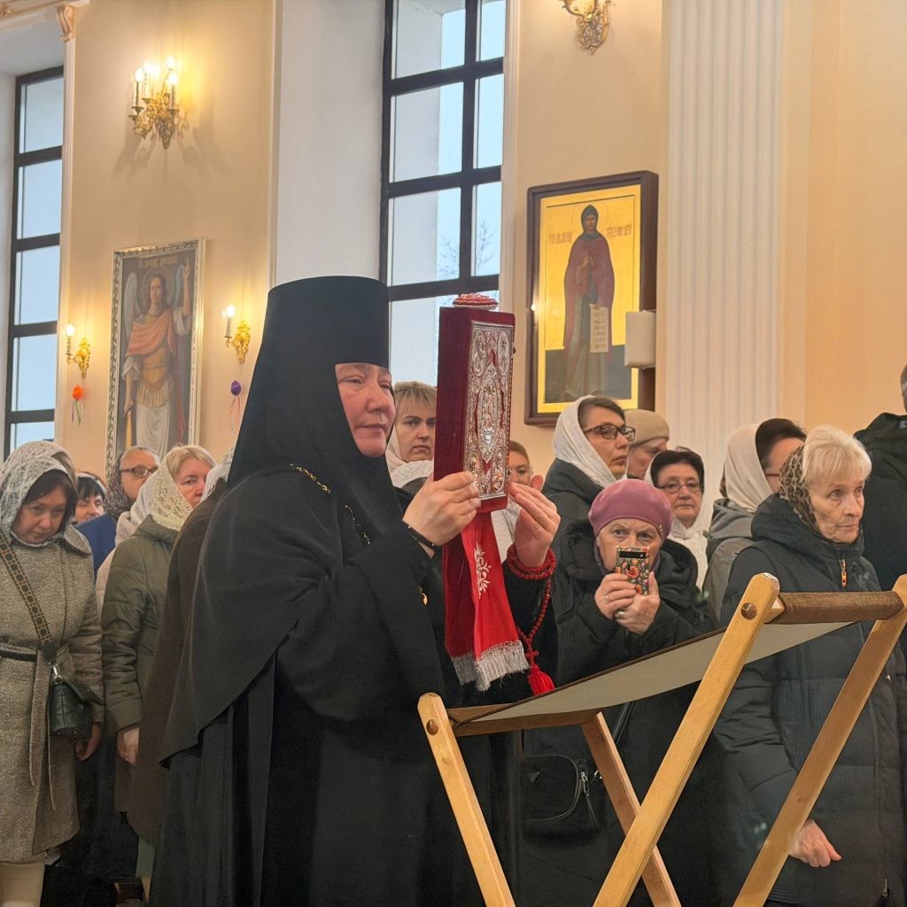 Престольный праздник в Бобруйске: в Мироносицком монастыре почтили память святых жён-мироносиц 