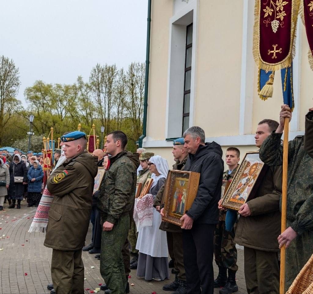 Престольный праздник в Бобруйске: в Мироносицком монастыре почтили память святых жён-мироносиц 