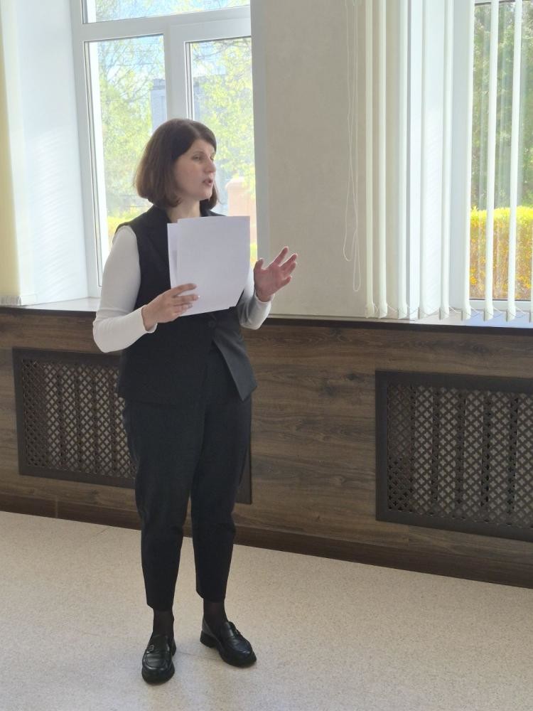 Как не попасться на крючок: в ТЦСОН Ленинского района города Бобруйска пожилые люди узнали о финансовой грамотности