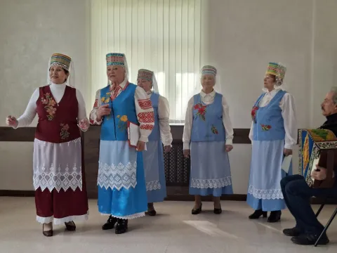 Песни, танцы и стихи: в Бобруйске в преддверии Праздника труда прошел концерт