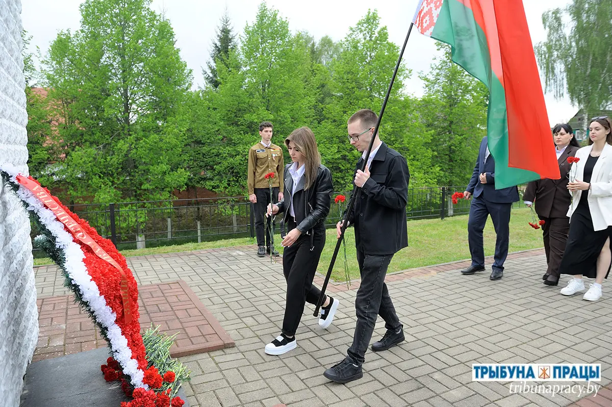 Торжественно и патриотично: Бобруйский район отметил День государственных флага, герба и гимна