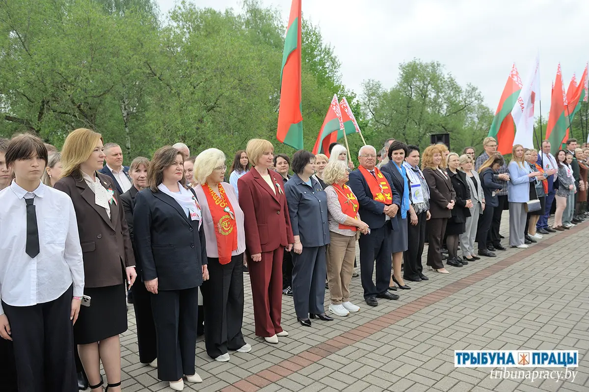Торжественно и патриотично: Бобруйский район отметил День государственных флага, герба и гимна