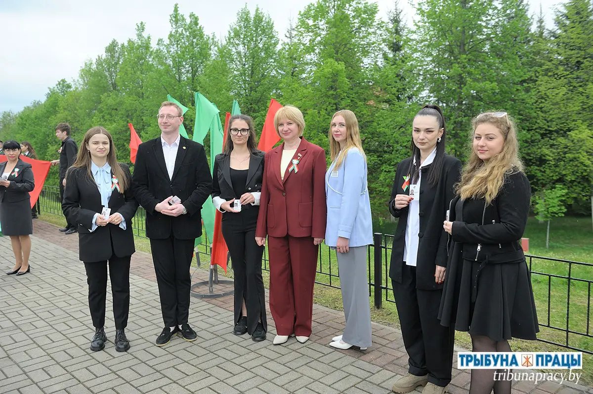 Торжественно и патриотично: Бобруйский район отметил День государственных флага, герба и гимна