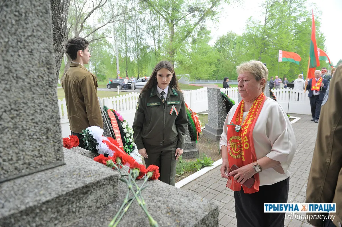 Торжественно и патриотично: Бобруйский район отметил День государственных флага, герба и гимна