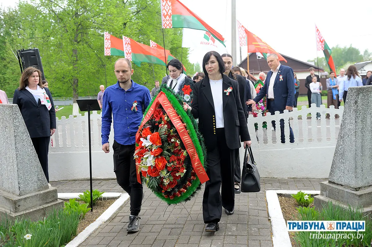 Торжественно и патриотично: Бобруйский район отметил День государственных флага, герба и гимна