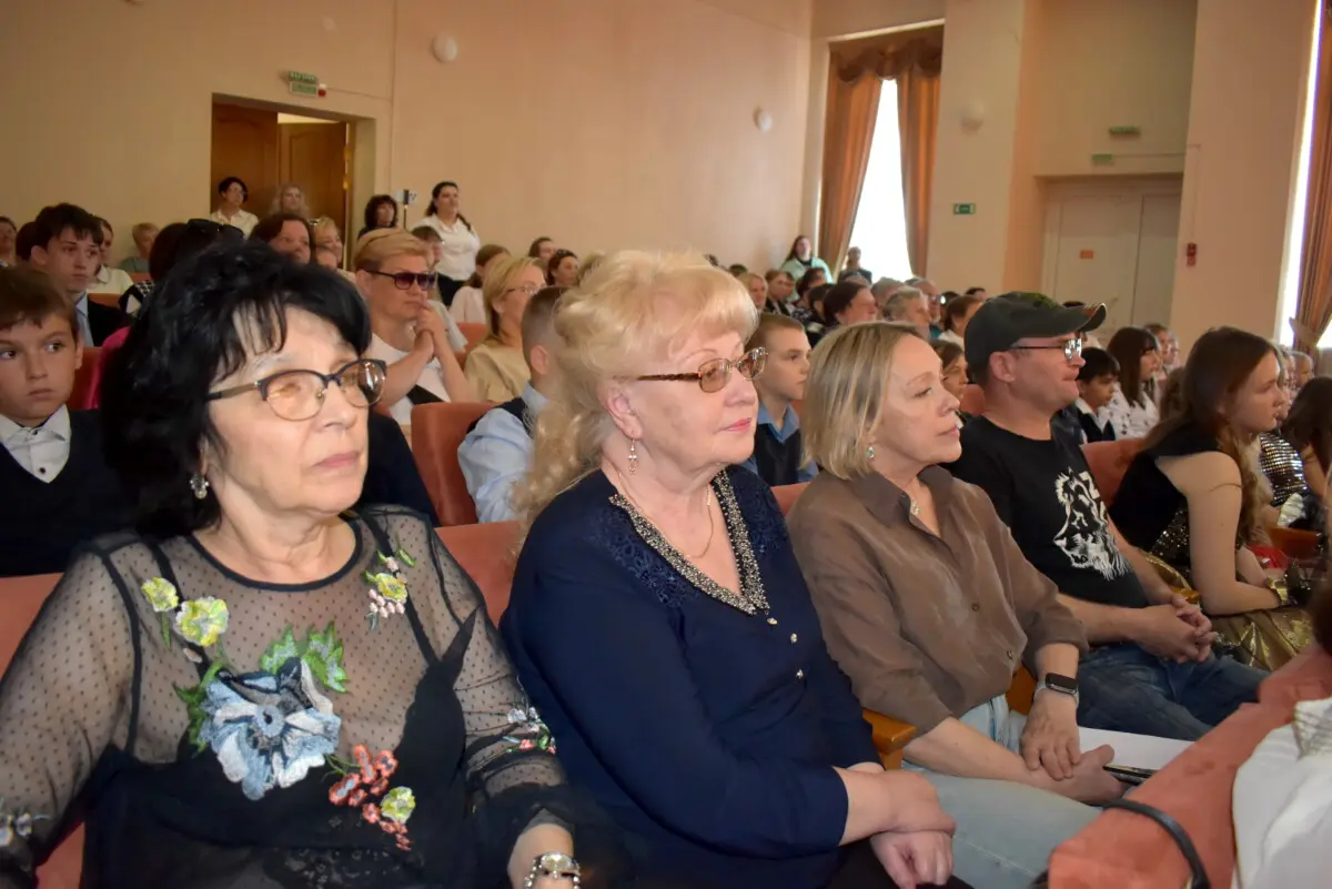Выставка, музыка и признание: в Михалево прошёл концерт воспитанников Бобруйской районной школы искусств Выставка, музыка и признание: в Михалево прошёл концерт воспитанников Бобруйской районной школы искусств