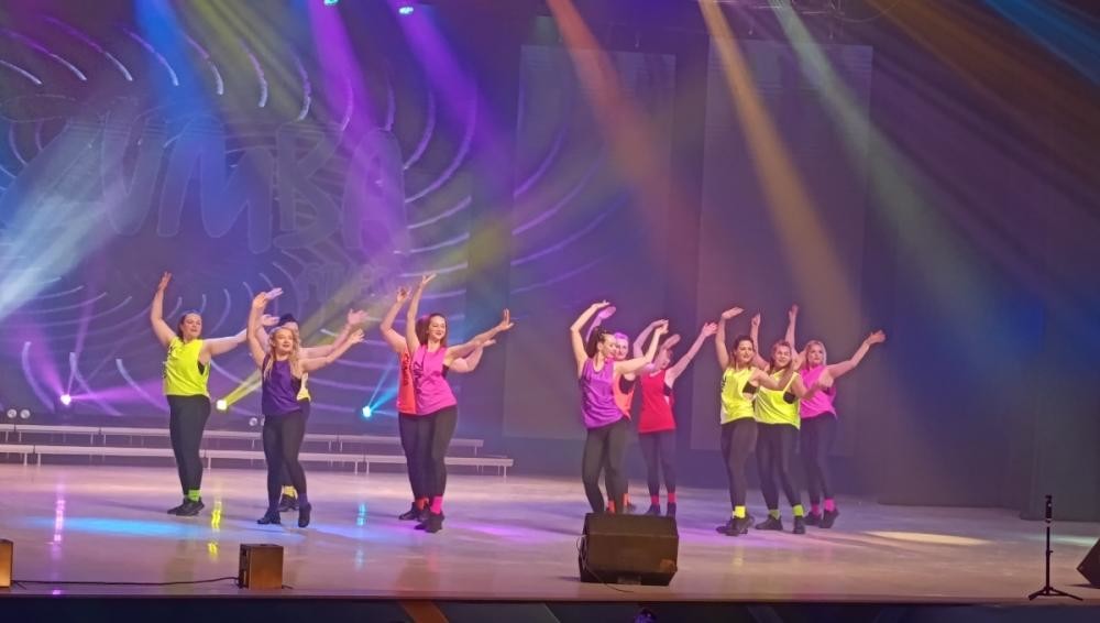 «Блік», «Индиго» и «Я и танец»: в Бобруйске прошёл отчётный концерт «Обретая мечту» «Блік», «Индиго» и «Я и танец»: в Бобруйске прошёл отчётный концерт «Обретая мечту»