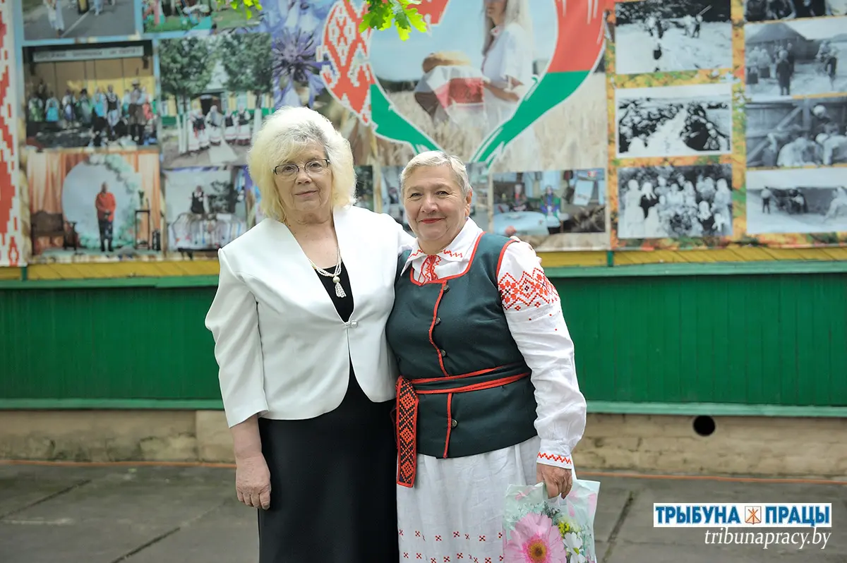 Троица, 466-летие Петровичей и юбилей «Спадарушкі»: в Бобруйском районе прошел особый праздник Троица, 466-летие Петровичей и юбилей «Спадарушкі»: в Бобруйском районе прошел особый праздник