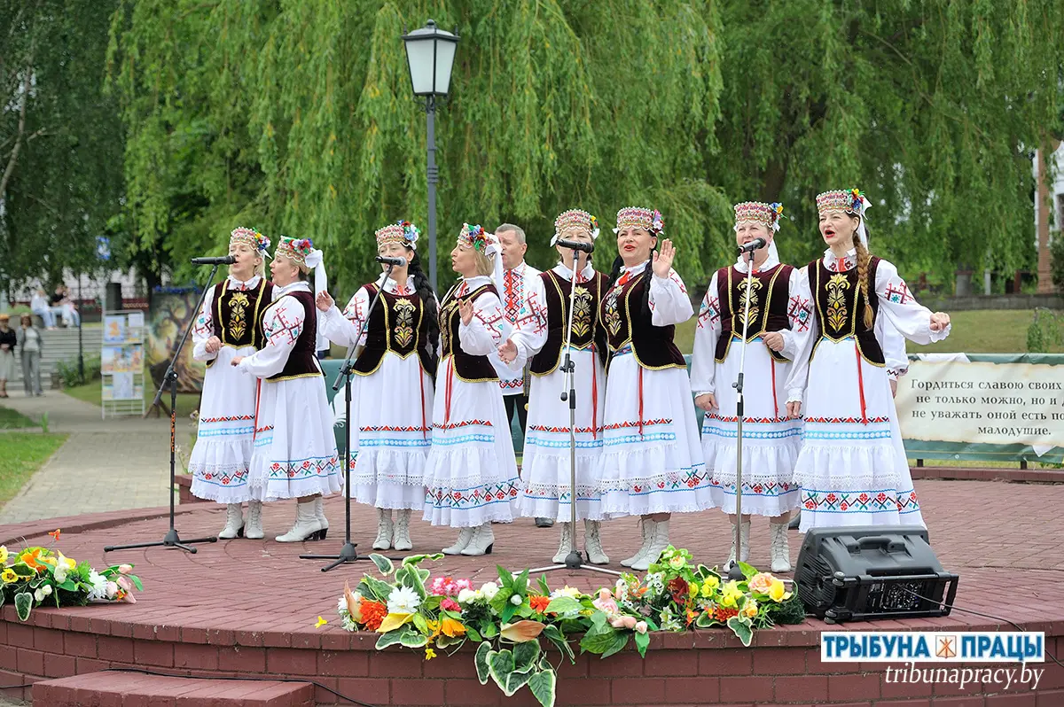 В агрогородке Телуша Бобруйского района состоялся праздник поэзии, посвященный Пушкину