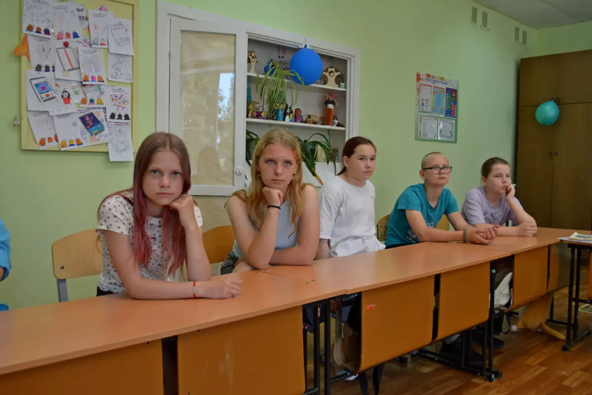 Врачи и психологи из поликлиники №2 Бобруйска провели беседу с детьми и подростками в лагерях &laquo;Солнышко&raquo; и &laquo;Бобренок-2010&raquo;
