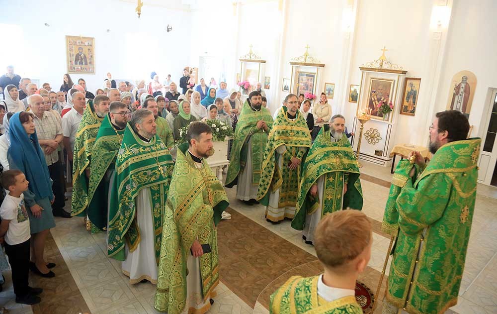 Епископ Бобруйский и Быховский Серафим совершил Божественную литургию в день памяти преподобной Евфросинии Полоцкой