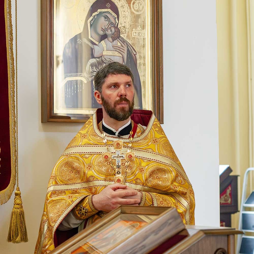 Епископ Бобруйский и Быховский Серафим возглавил Божественную литургию в кафедральном соборе святителя Николая в день памяти святителя Луки Епископ Бобруйский и Быховский Серафим возглавил Божественную литургию в кафедральном соборе святителя Николая в день памяти святителя Луки