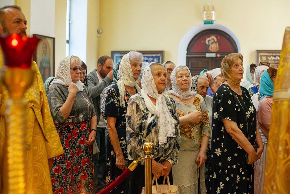 Епископ Бобруйский и Быховский Серафим возглавил Божественную литургию в кафедральном соборе святителя Николая в день памяти святителя Луки Епископ Бобруйский и Быховский Серафим возглавил Божественную литургию в кафедральном соборе святителя Николая в день памяти святителя Луки