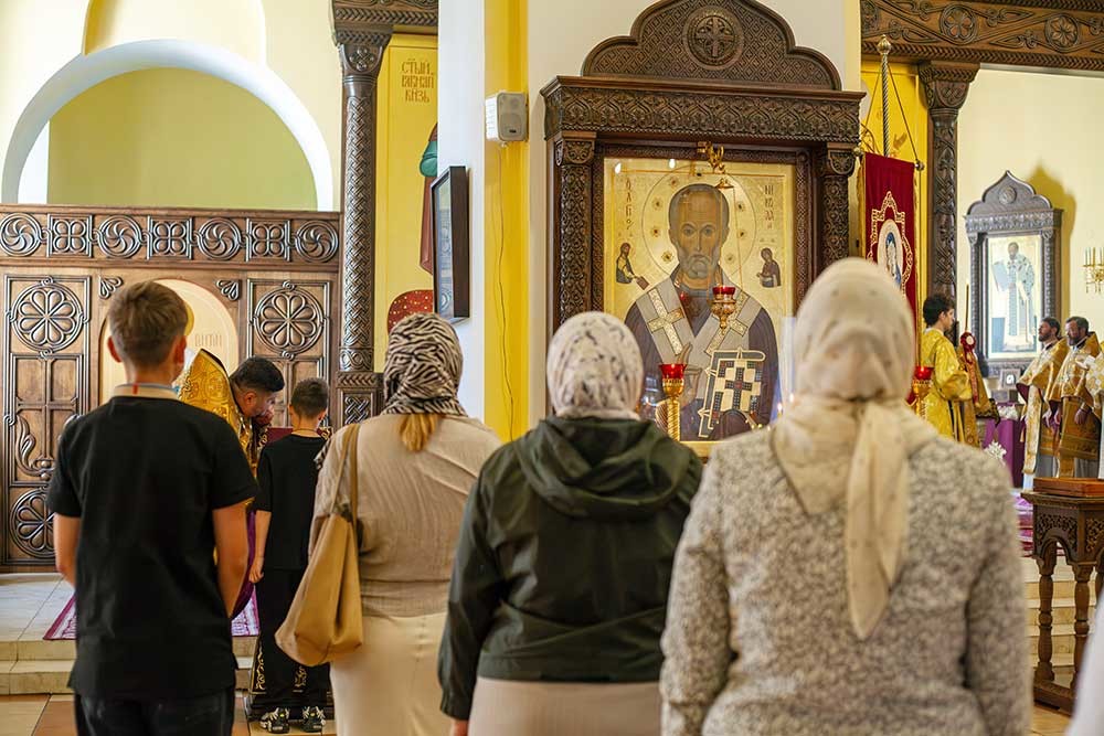 Епископ Бобруйский и Быховский Серафим возглавил Божественную литургию в кафедральном соборе святителя Николая в день памяти святителя Луки Епископ Бобруйский и Быховский Серафим возглавил Божественную литургию в кафедральном соборе святителя Николая в день памяти святителя Луки