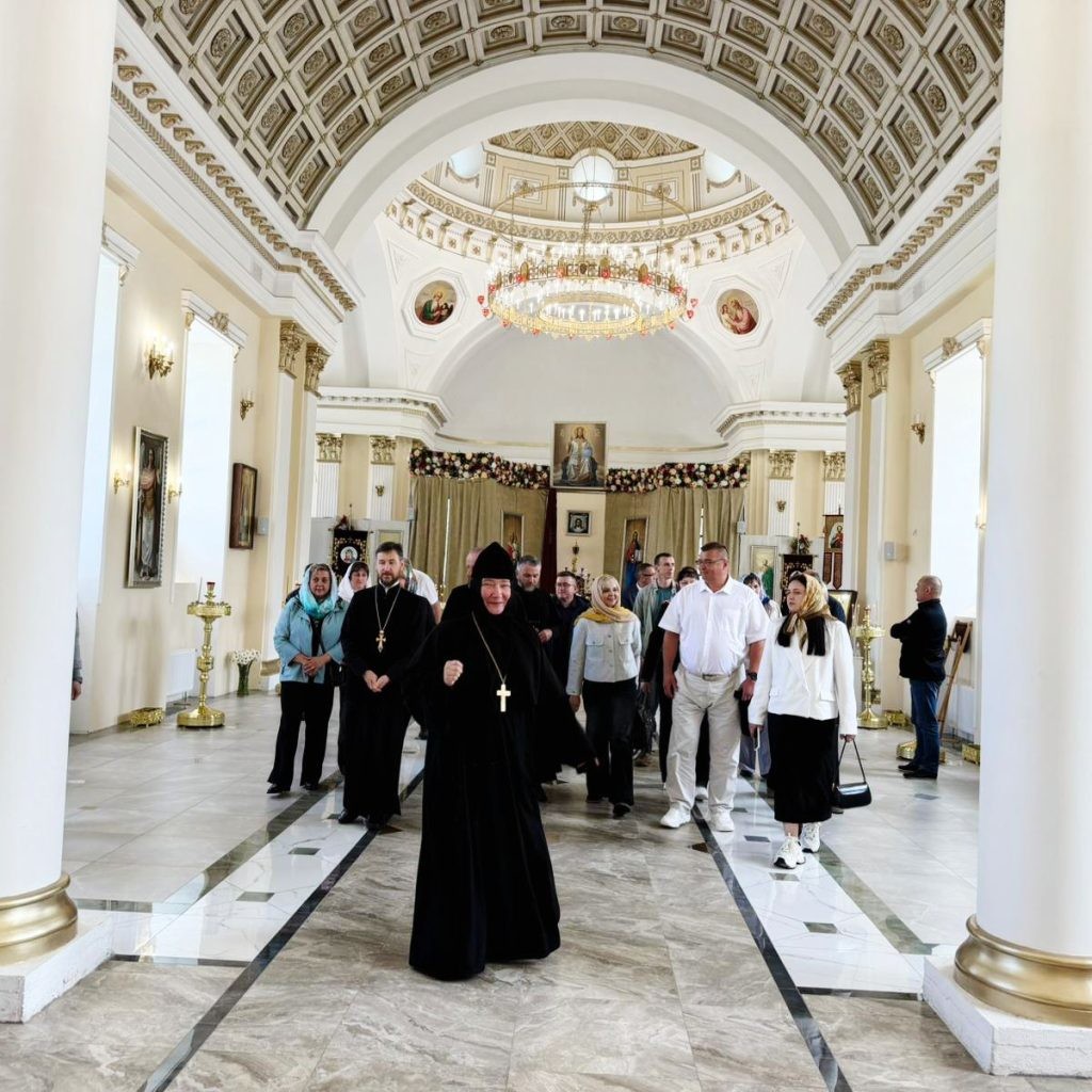 Епископ Лидский Порфирий посетил Женский монастырь Святых жен-мироносиц в Бобруйске