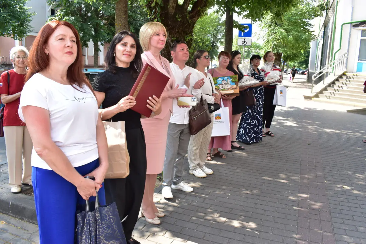 В Бобруйске прошла прощальная встреча с участниками &laquo;Венка дружбы&raquo; &mdash; армянским ансамблем &laquo;Ани&raquo; из Ростовской области