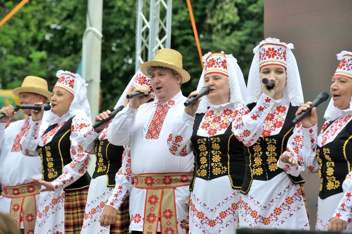 День Независимости на Бобруйщине: Память и Единство на Кургане Славы День Независимости на Бобруйщине: Память и Единство на Кургане Славы