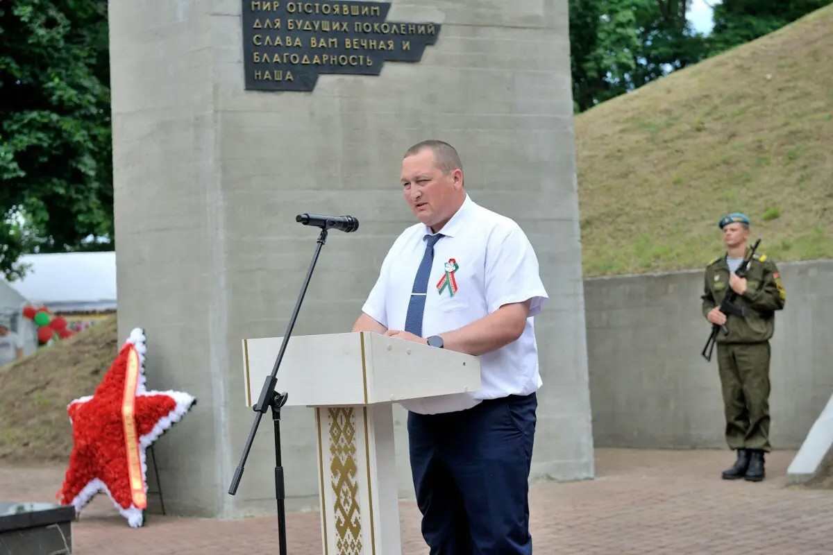 День Независимости на Бобруйщине: Память и Единство на Кургане Славы День Независимости на Бобруйщине: Память и Единство на Кургане Славы