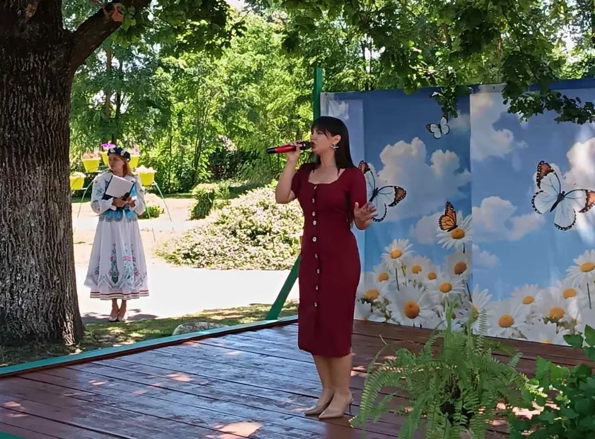 Концерт, подарки и угощения на Бобруйщине: деревня Осово отпраздновала свой 502-й день рождения Концерт, подарки и угощения на Бобруйщине: деревня Осово отпраздновала свой 502-й день рождения