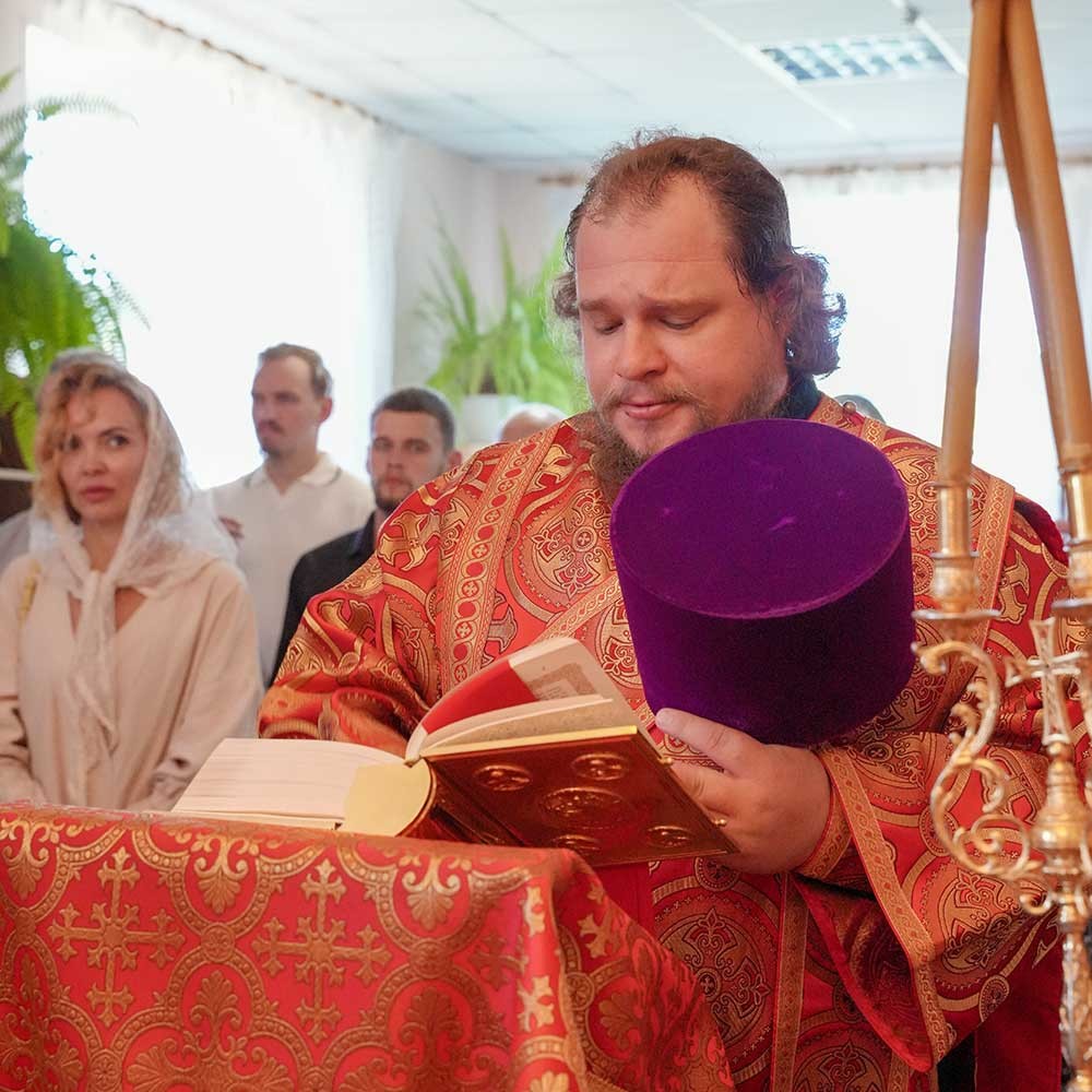 Епископ Бобруйский и Быховский Серафим возглавил престольное торжество в Елисаветинском храме Бобруйска