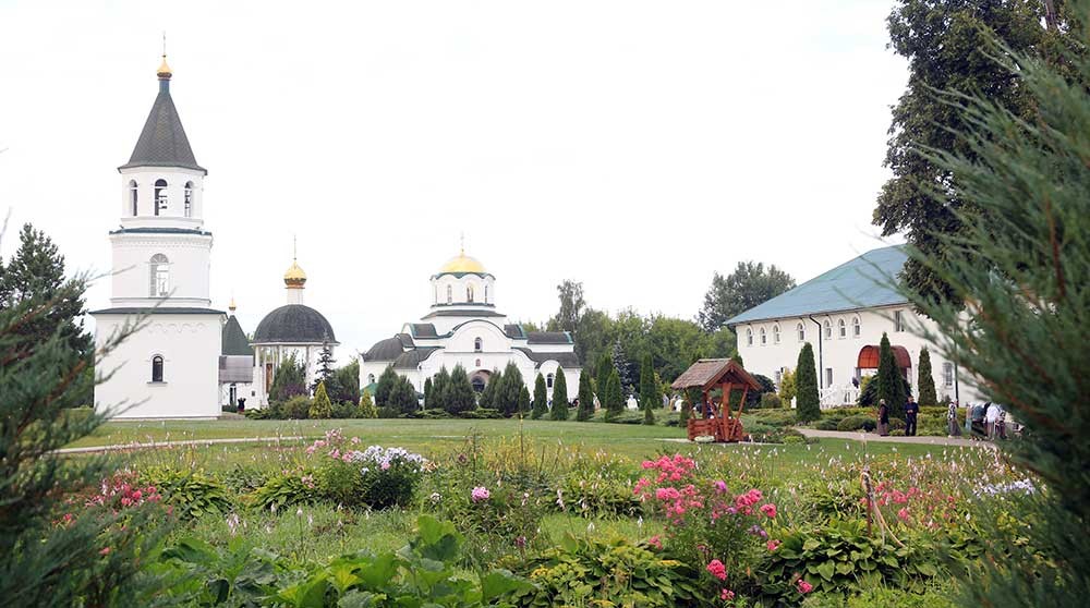 Епископ Бобруйский и Быховский Серафим сослужил на празднике в Барколабовском монастыре в честь иконы Божией Матери