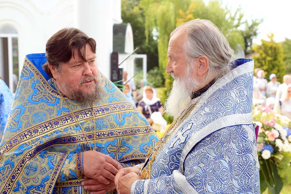 Епископ Бобруйский и Быховский Серафим сослужил на празднике в Барколабовском монастыре в честь иконы Божией Матери