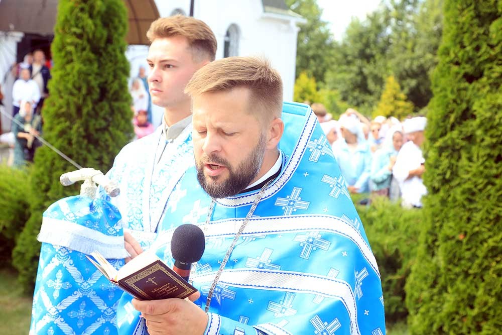 Епископ Бобруйский и Быховский Серафим сослужил на празднике в Барколабовском монастыре в честь иконы Божией Матери