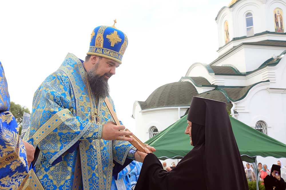 Епископ Бобруйский и Быховский Серафим сослужил на празднике в Барколабовском монастыре в честь иконы Божией Матери