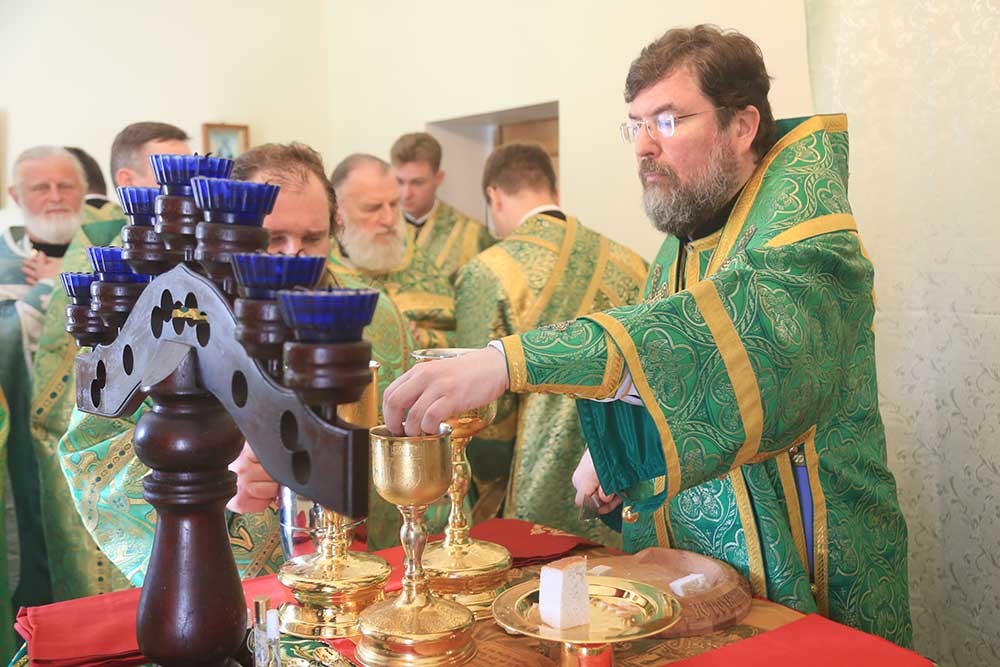 Епископ Бобруйский и Быховский Серафим возглавил престольное торжество в одноимённом храме деревни Осово в день памяти преподобного Серафима Саровского