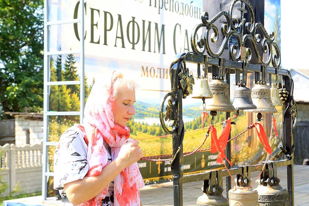 Епископ Бобруйский и Быховский Серафим возглавил престольное торжество в одноимённом храме деревни Осово в день памяти преподобного Серафима Саровского