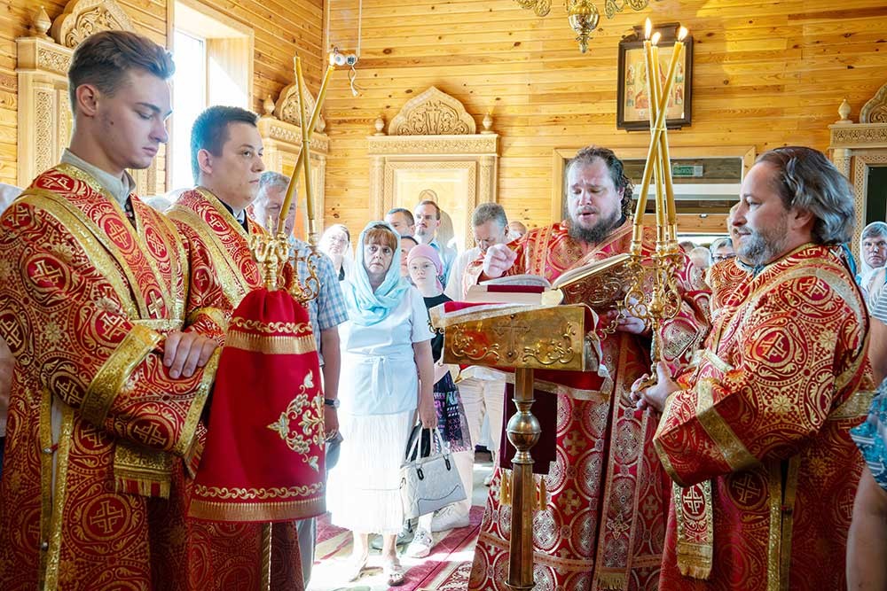 Епископ Бобруйский и Быховский Серафим возглавил престольное торжество в одноимённом храме города Бобруйска в день памяти пророка Илии