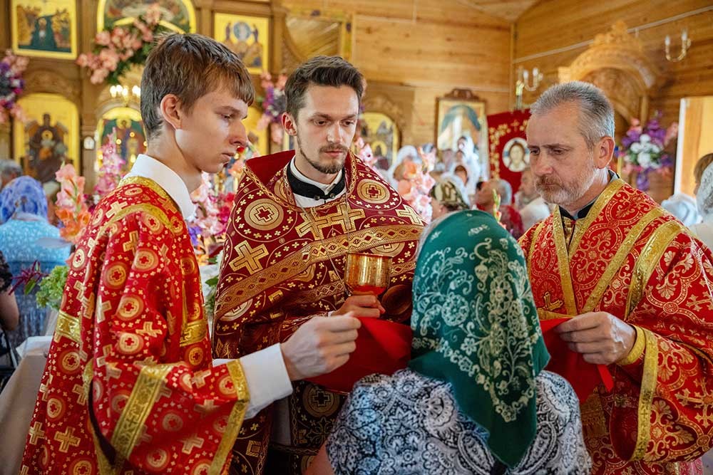 Епископ Бобруйский и Быховский Серафим возглавил престольное торжество в одноимённом храме города Бобруйска в день памяти пророка Илии